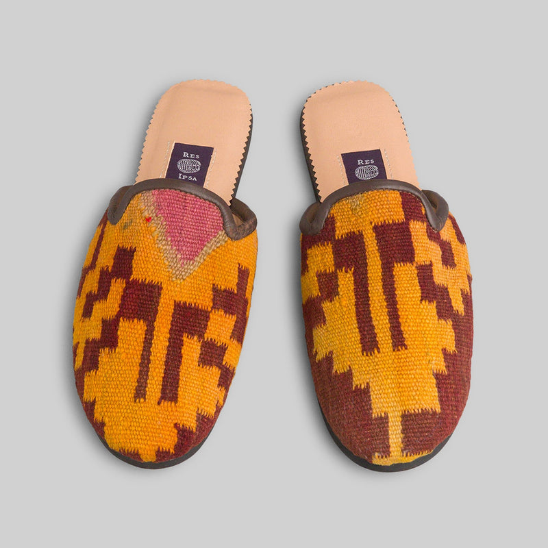 Men's Kilim Mule Size 9 - RES IPSA