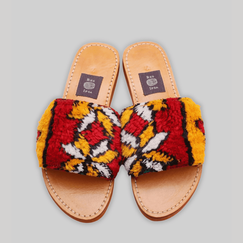 Rug Sandal Size 7 - RES IPSA