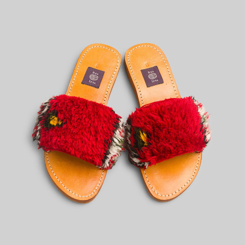 Rug Sandal Size 9 - RES IPSA