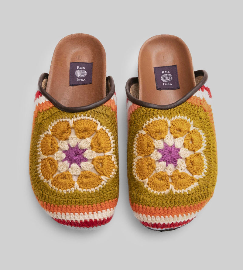 Women's Crochet Clog Size 7 - RES IPSA