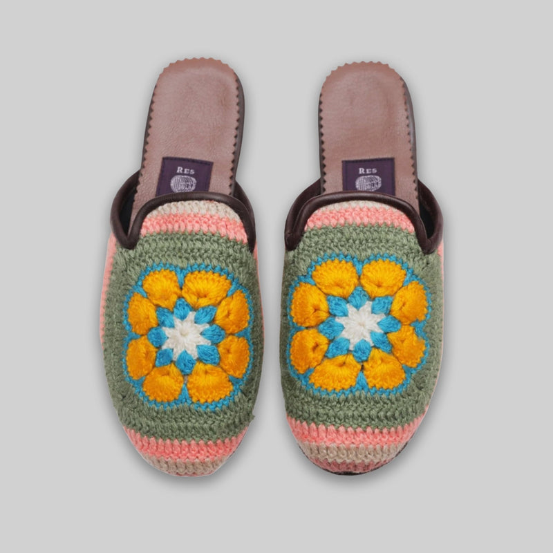 Women's Crochet Mule Size 6 - RES IPSA